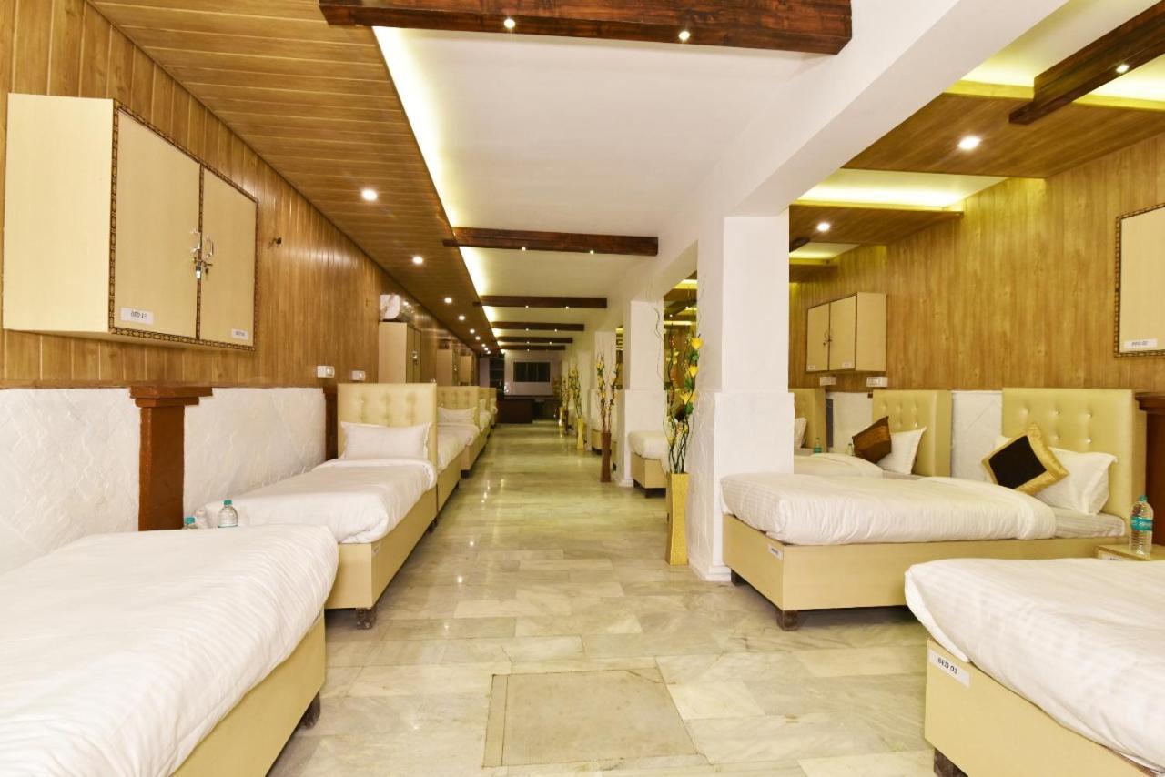 Hotel Sallow International-Hotel Near Golden Temple Amritsar Exterior photo
